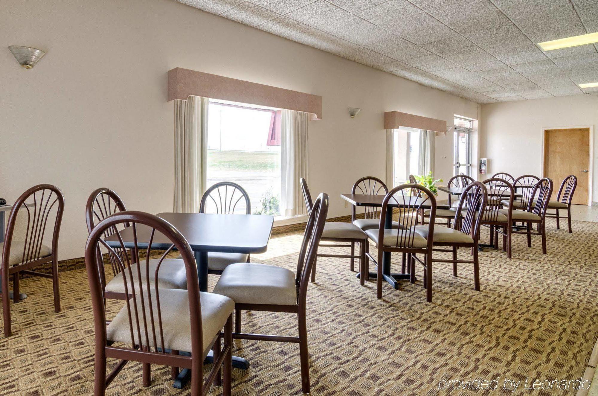 Americas Best Value Inn Salina Εξωτερικό φωτογραφία